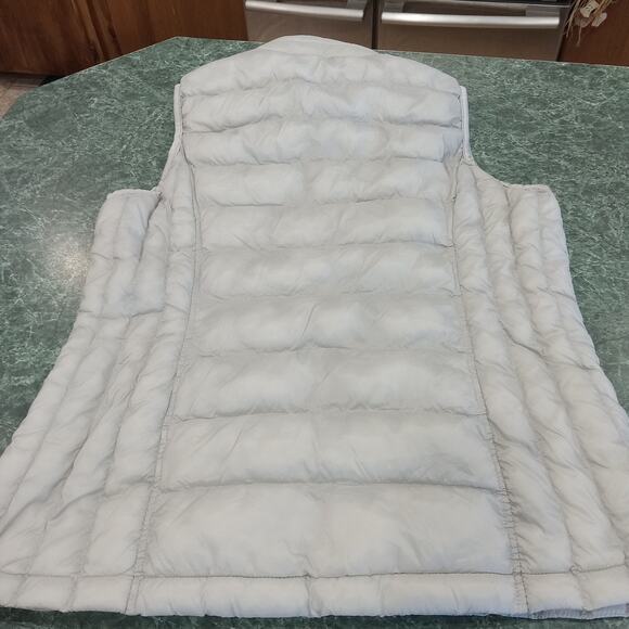 32 Degree Heat Women’s Full Zip Puffer Vest Gray Medium, Soft Lightweight Euc - Picture 7 of 13